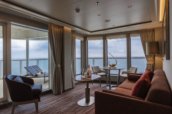 Silversea, Silver Ray, Master Suite Living Room 2 ©Silversea Cruises Ltd.jpg